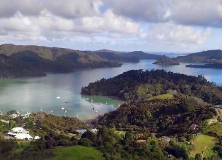 Whangaroa Lodge Motel Exterior photo
